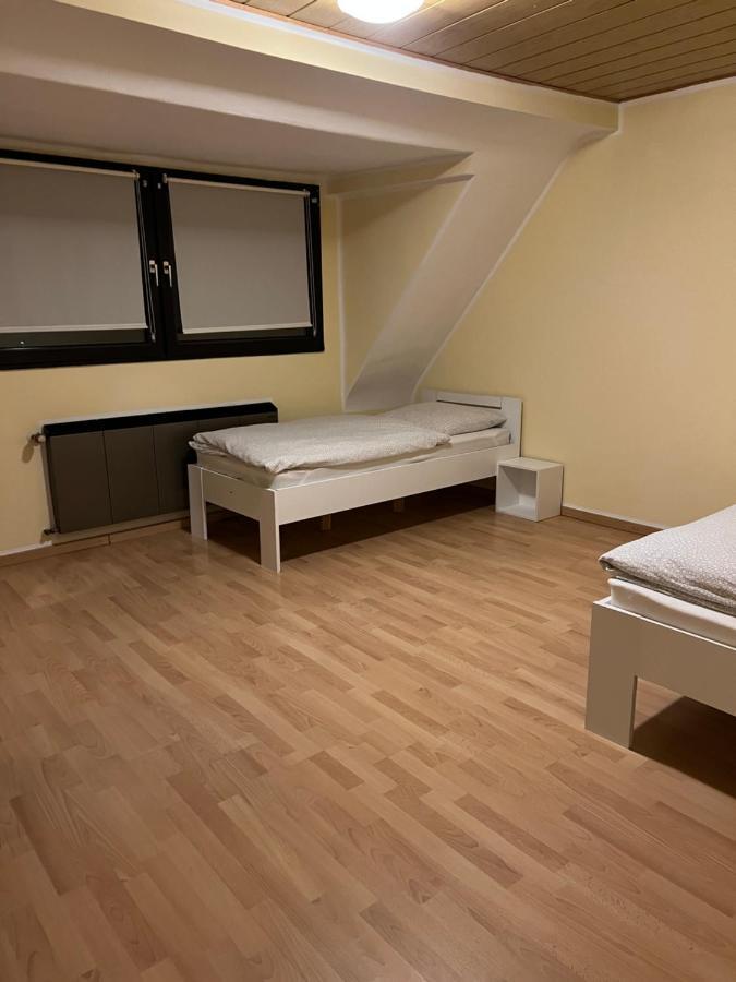 Zum Burghof Apartment Huerth Exterior photo